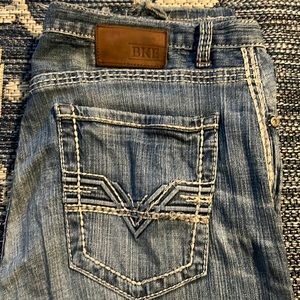 Tyler Straight jeans